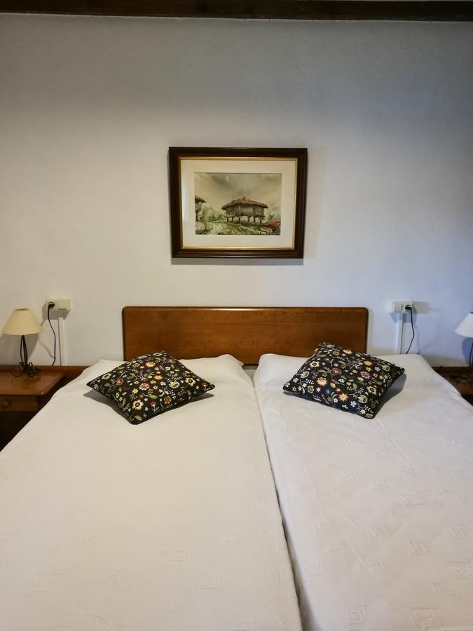 La Asturxana Guest House Malleza Exterior foto